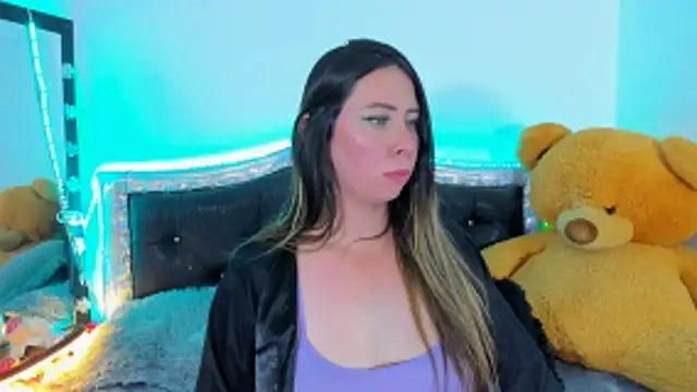 JanneKim online show from December 2024 10:29:01 PM