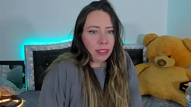 JanneKim online show from December 2024 01:25:01 AM