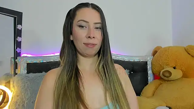 JanneKim online show from December 2024 08:55:02 PM