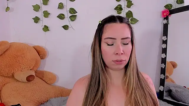 JanneKim online show from September 2025 04:00:02 PM