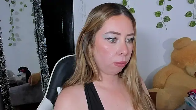 JanneKim online show from March 2026 07:41:02 PM