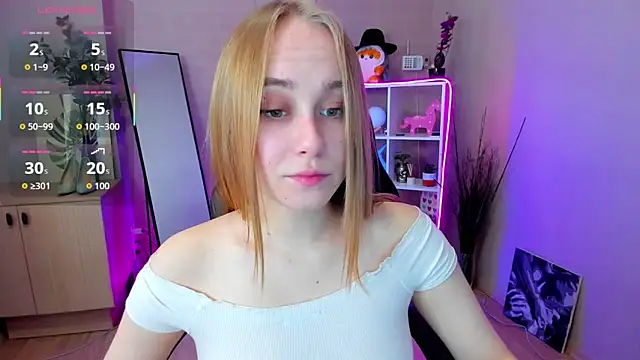 LianaBright online show from April 2026 02:03:02 AM