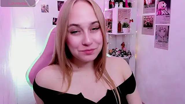 LianaBright online show from May 2026 02:08:02 AM