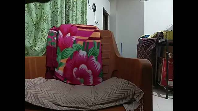 Snapshot of jimmy_indian_bull chatting on November 2025 09:25:01 PM jimmy indian bull online show from November 2025 09:25:01 PM