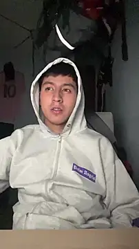 Stiven 017 online show from March 2026 02:49:01 AM