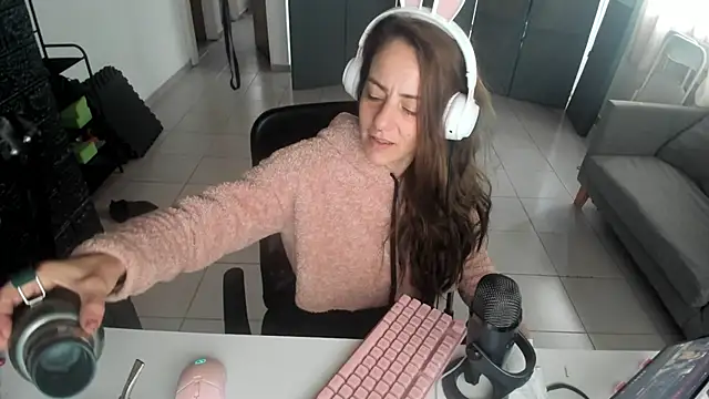 jessiburningheels online show from March 2025 01:49:01 PM