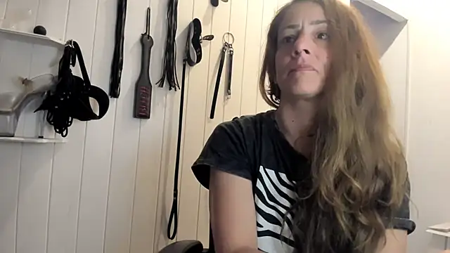 jessiburningheels online show from September 2025 09:33:01 AM