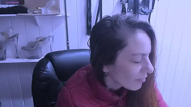 jessiburningheels online show from April 2026 09:46:01 AM