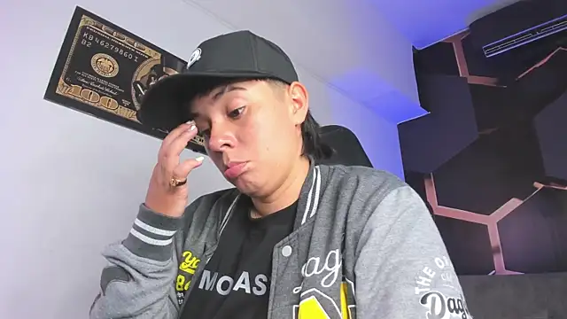 AbbySmiitth  online show from October 2025 07:25:02 PM