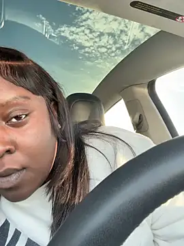 Snapshot of Insultedbalceni chatting on February 2026 12:14:02 AM Insultedbalceni online show from February 2026 12:14:02 AM