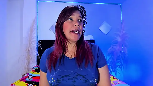 Hannahoney  online show from January 2025 07:07:01 PM