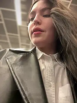 meow girl online show from February 2025 10:07:02 AM