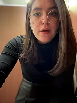 meow girl online show from October 2025 11:08:02 AM