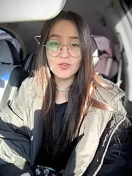 meow girl online show from March 2026 10:33:02 AM