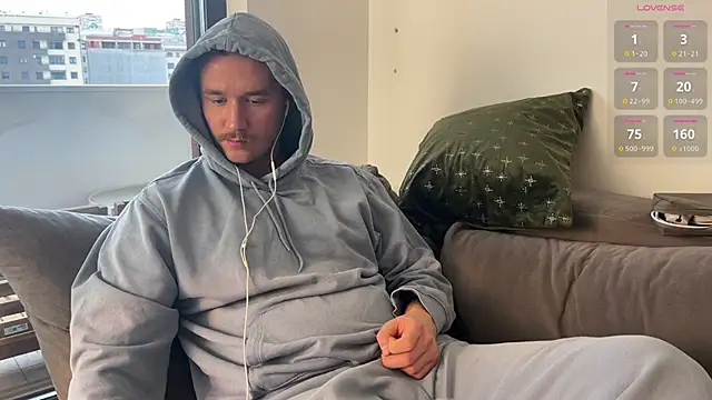 Snapshot of cute_mark chatting on January 2025 06:49:02 AM cute mark online show from January 2025 06:49:02 AM