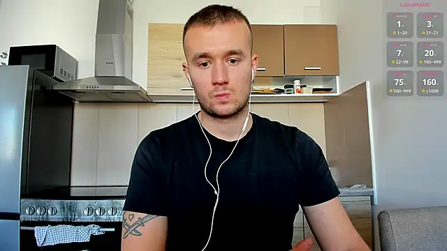 Snapshot of cute_mark chatting on February 2025 10:50:02 AM cute mark online show from February 2025 10:50:02 AM