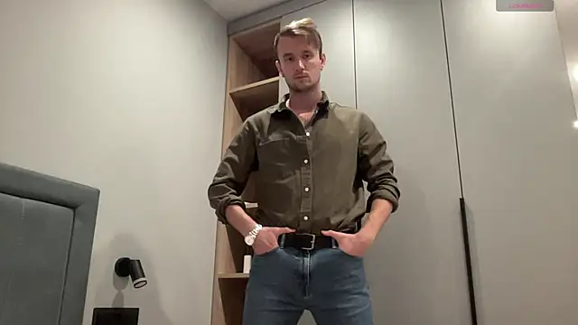 Snapshot of cute_mark chatting on September 2025 06:29:02 PM cute mark online show from September 2025 06:29:02 PM