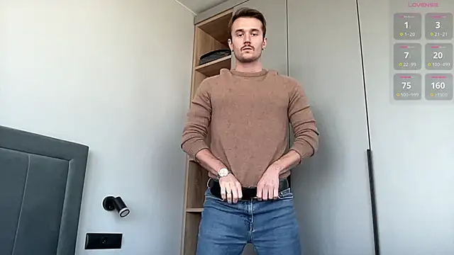 Snapshot of cute_mark chatting on September 2025 09:36:02 AM cute mark online show from September 2025 09:36:02 AM