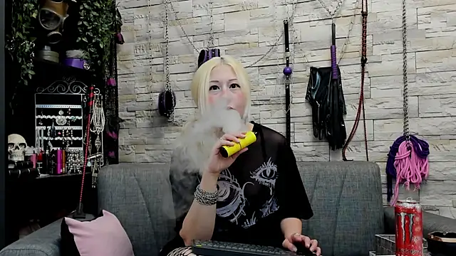 Snapshot of CruelMistress chatting on September 2025 11:49:02 PM CruelMistress online show from September 2025 11:49:02 PM