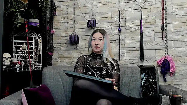 CruelMistress online show from February 2026 01:28:01 AM