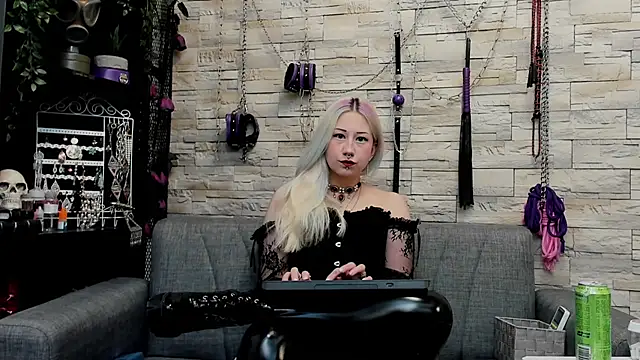 CruelMistress online show from May 2026 12:49:01 AM