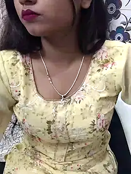 Snapshot of Ishaani_0 chatting on February 2025 02:43:01 PM Ishaani 0 online show from February 2025 02:43:01 PM