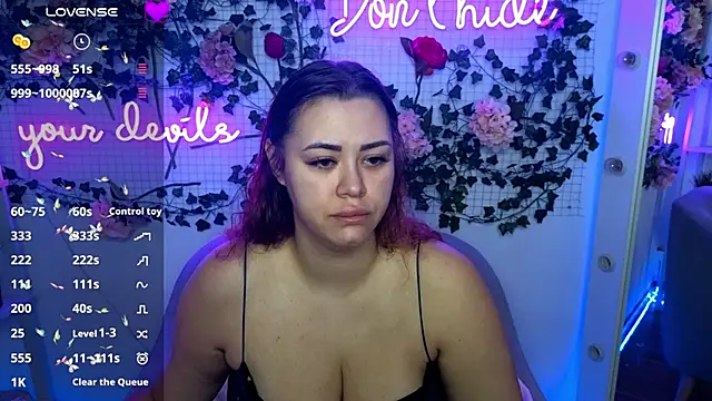  Kiksy online show from December 2024 06:42:02 AM