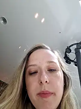 Snapshot of Public_Katrisha chatting on December 2024 05:00:01 PM Public Katrisha online show from December 2024 05:00:01 PM