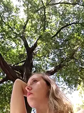 Snapshot of Public_Katrisha chatting on January 2025 02:02:02 PM Public Katrisha online show from January 2025 02:02:02 PM