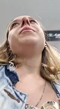 Snapshot of Public_Katrisha chatting on January 2025 04:58:02 PM Public Katrisha online show from January 2025 04:58:02 PM