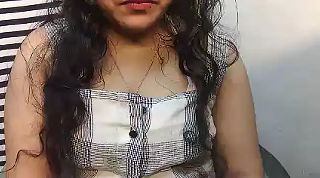 SabrinaNoor online show from December 2024 10:57:02 PM