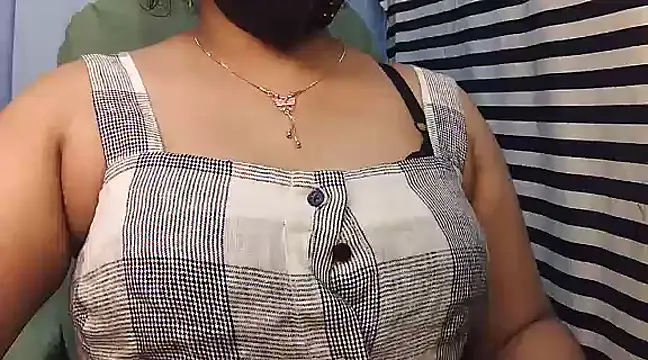 SabrinaNoor online show from February 2025 07:44:02 PM