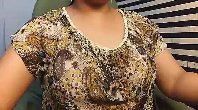 Snapshot of SabrinaNoor chatting on February 2025 11:04:02 PM SabrinaNoor online show from February 2025 11:04:02 PM