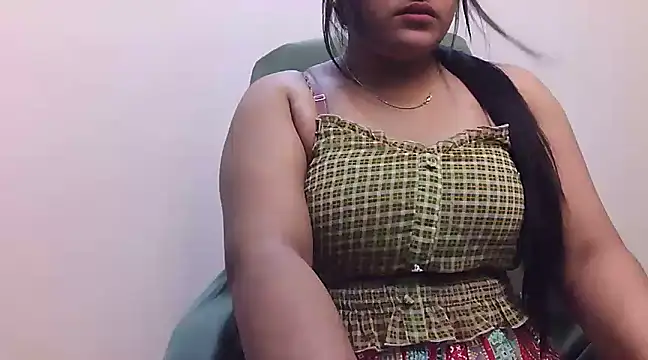Snapshot of SabrinaNoor chatting on March 2025 04:35:02 PM SabrinaNoor online show from March 2025 04:35:02 PM
