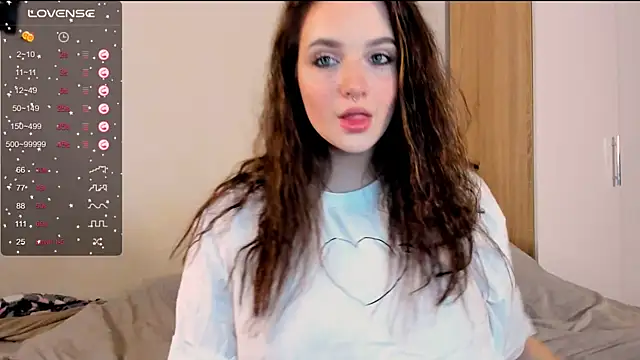 Snapshot of __Latisha__ chatting on December 2024 12:38:01 PM Latisha online show from December 2024 12:38:01 PM