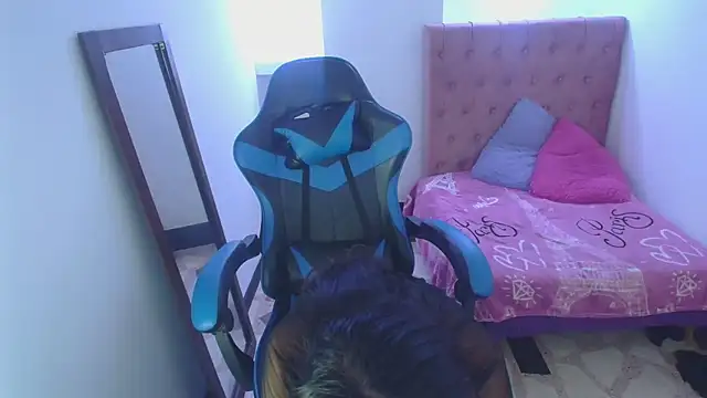 zoe connor19 online show from March 2025 07:37:02 PM