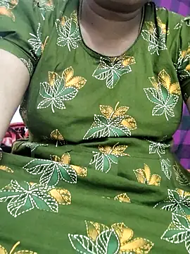 Snapshot of Tamilrojanew chatting on January 2026 07:06:02 PM Tamilrojanew online show from January 2026 07:06:02 PM