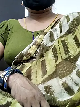 Snapshot of Tamilrojanew chatting on April 2026 04:15:01 PM Tamilrojanew online show from April 2026 04:15:01 PM