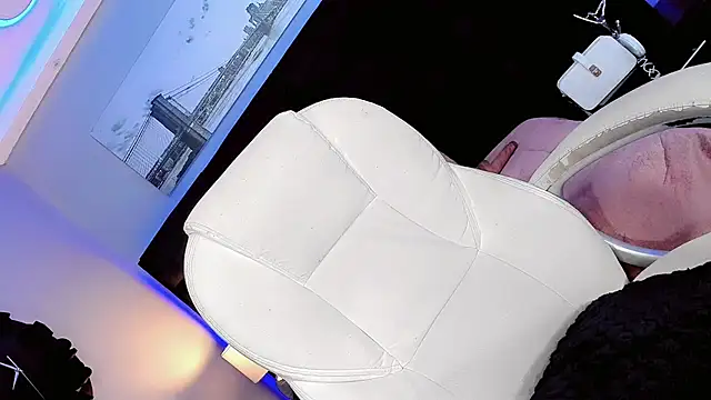 Shanelengel online show from January 2025 09:09:01 PM