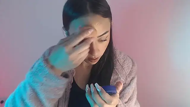 Snapshot of Little_aphrodite chatting on September 2025 04:05:02 AM Little aphrodite online show from September 2025 04:05:02 AM