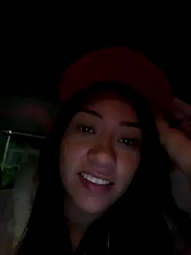 Snapshot of Little_aphrodite chatting on October 2025 03:05:01 AM Little aphrodite online show from October 2025 03:05:01 AM