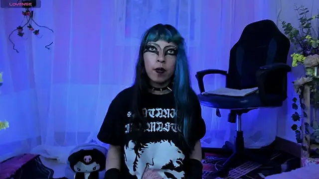 Neon 666  online show from December 2024 03:17:01 PM