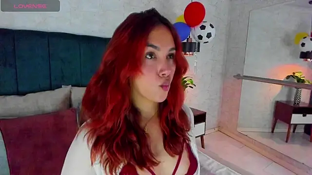 AdeleAndersonn online show from June 2026 05:06:01 PM