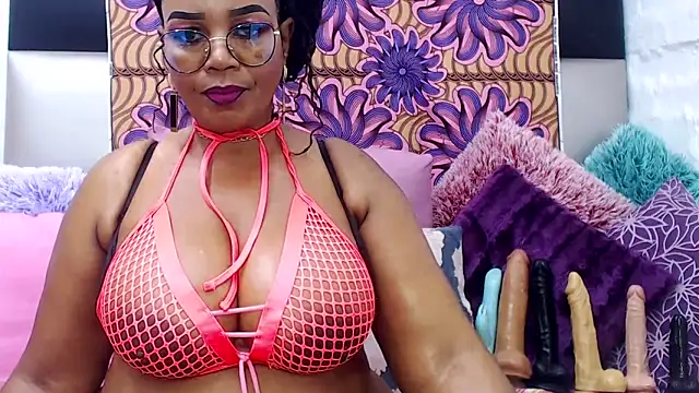 MATURExxxASS online show from October 2025 07:01:02 PM