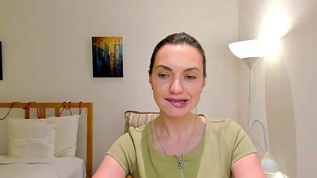 Snapshot of LovelyeeMia chatting on January 2025 01:58:01 PM LovelyeeMia online show from January 2025 01:58:01 PM