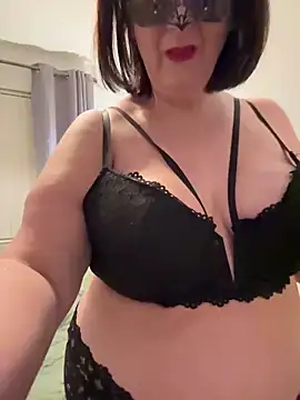 Snapshot of Mrs_tery chatting on December 2024 06:49:02 PM Mrs tery online show from December 2024 06:49:02 PM