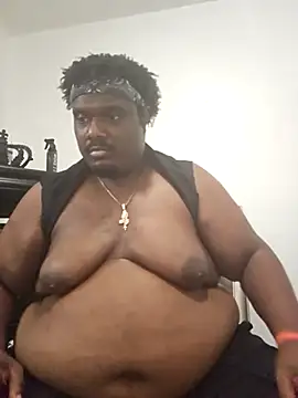 Snapshot of BigBossaNova69 chatting on April 2026 07:48:01 PM BigBossaNova69 online show from April 2026 07:48:01 PM