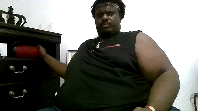 Snapshot of BigBossaNova69 chatting on April 2026 08:42:01 AM BigBossaNova69 online show from April 2026 08:42:01 AM