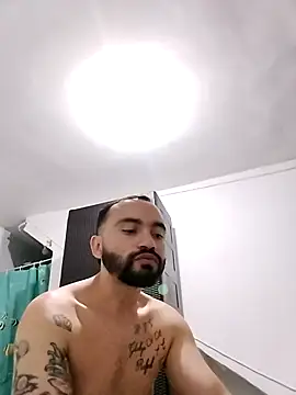 Juandiam online show from July 2026 01:45:02 AM