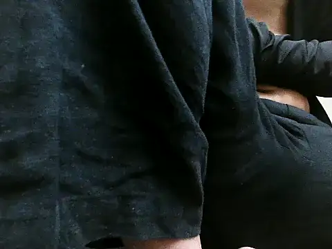 Snapshot of sexyguy1231 chatting on November 2025 06:55:01 AM sexyguy1231 online show from November 2025 06:55:01 AM